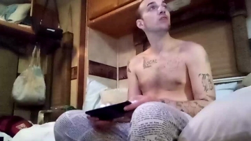 Nicholeandmike420  18-11-2021